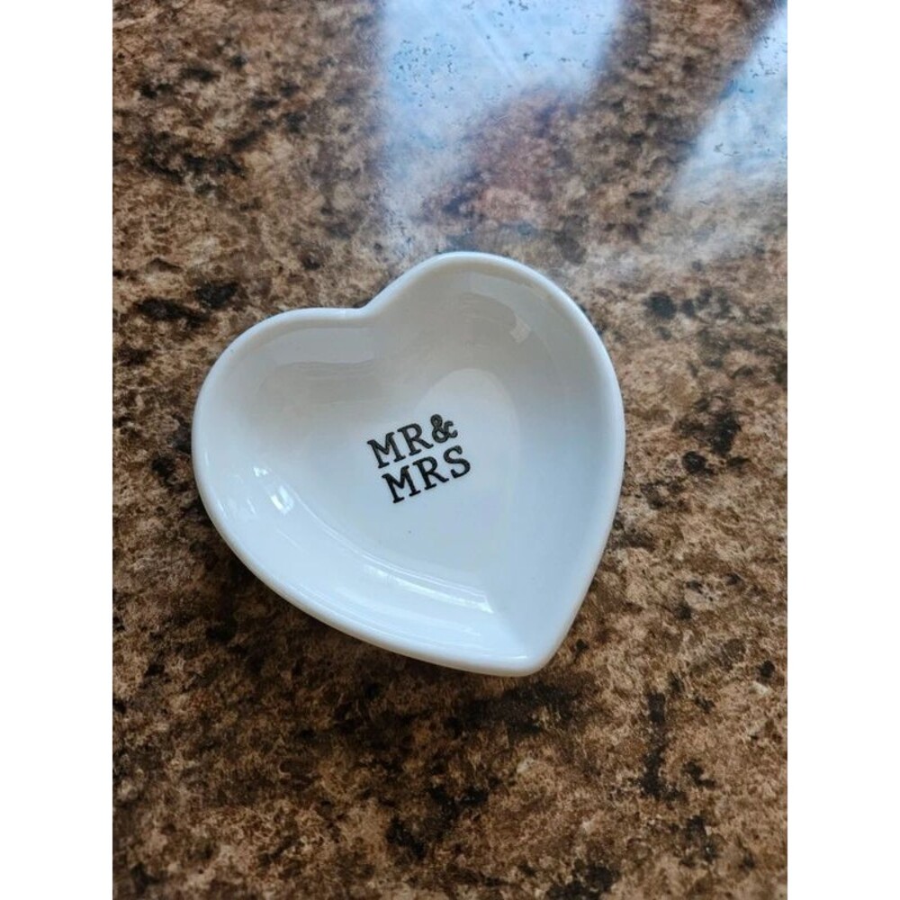 Mudpie Small Heart Trinket Tray Mr. & Mrs. Solid White